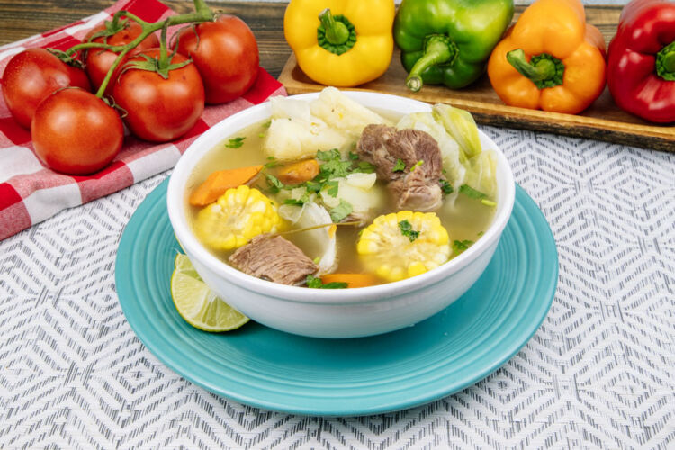 Caldo de Res